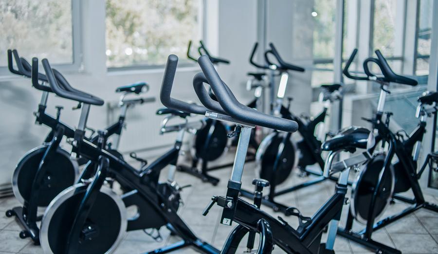 What to Consider When Choosing Your First Indoor Exercise Bike to Stay Active