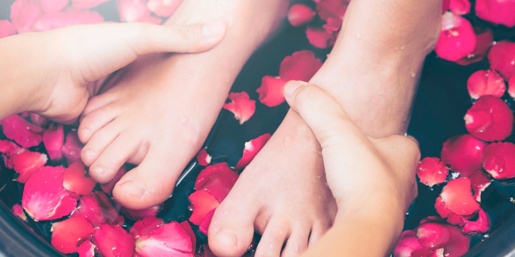 Soak Away the Swelling: Why a Foot Spa is a Must-Have for Tired, Puffy Feet